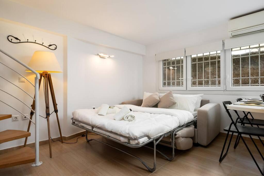 Modern Two Level Apartment In The Heart Of Athen Eksteriør billede