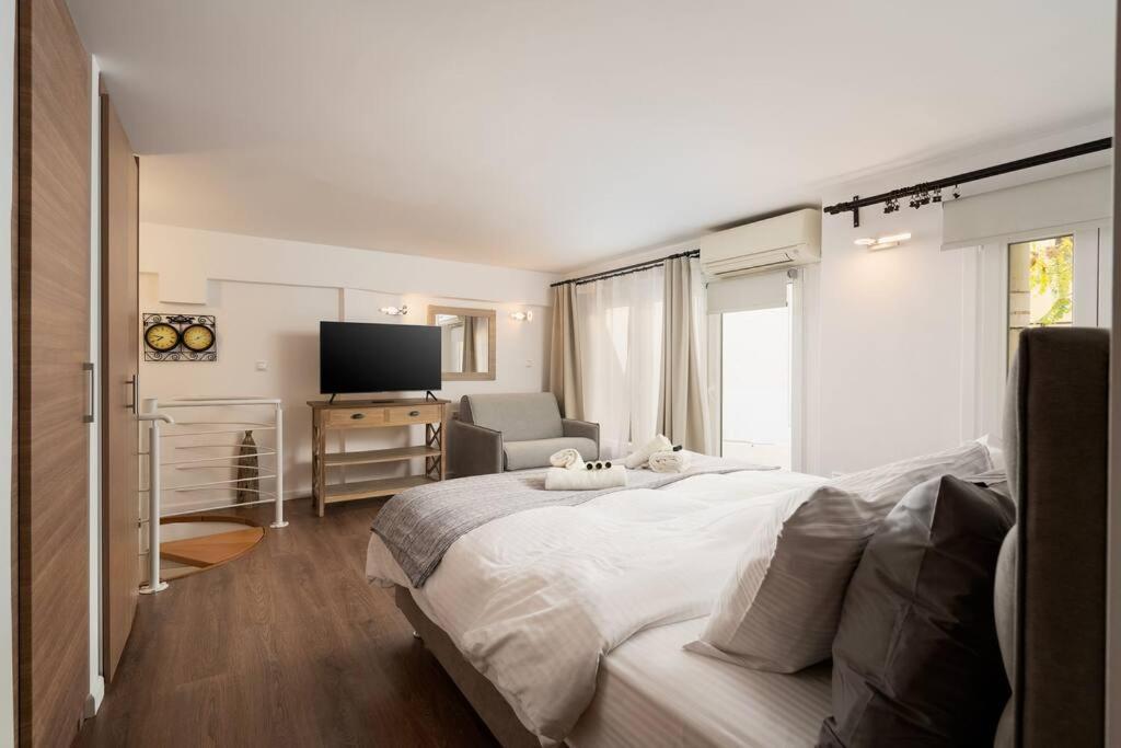 Modern Two Level Apartment In The Heart Of Athen Eksteriør billede