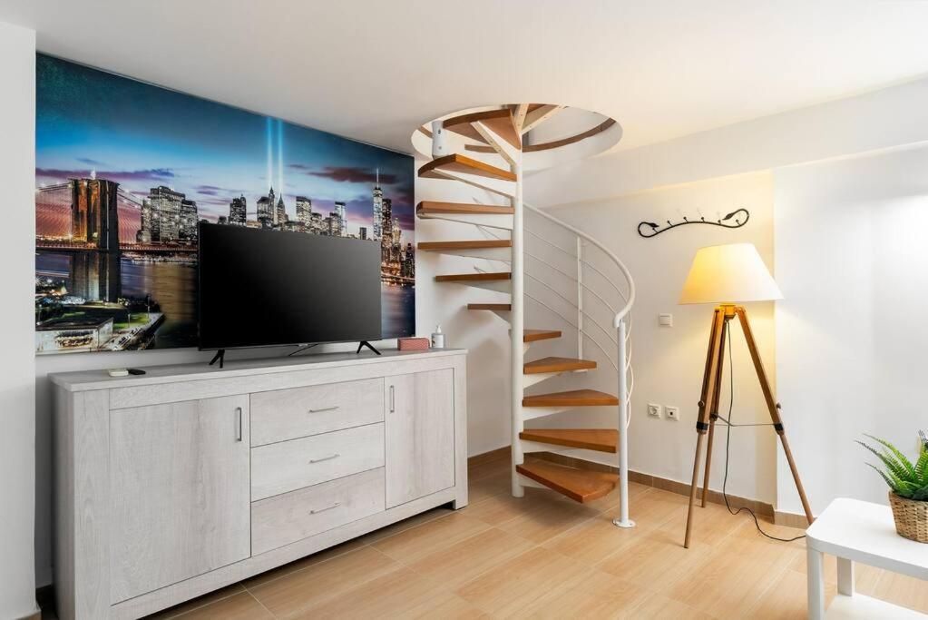 Modern Two Level Apartment In The Heart Of Athen Eksteriør billede
