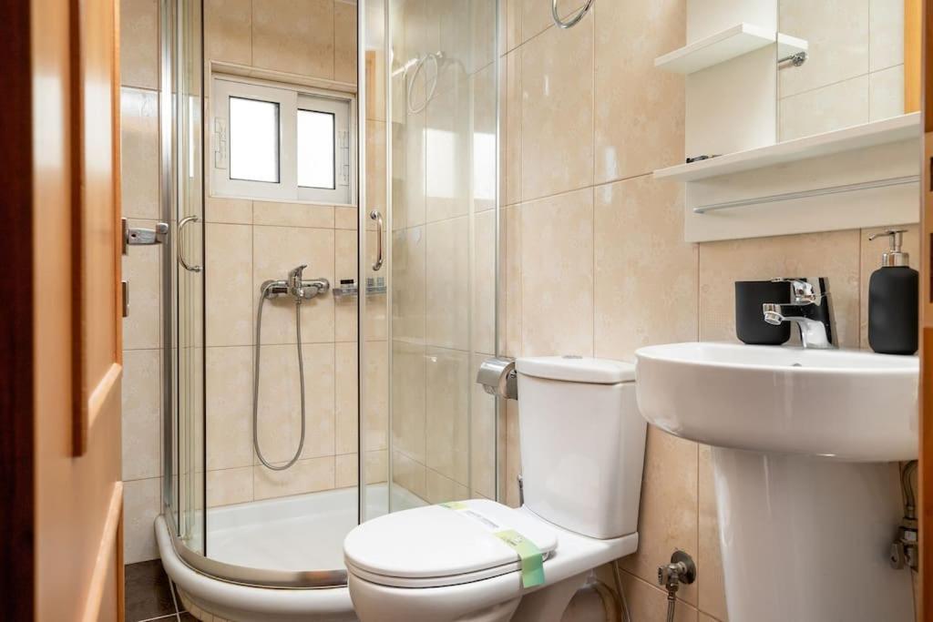Modern Two Level Apartment In The Heart Of Athen Eksteriør billede